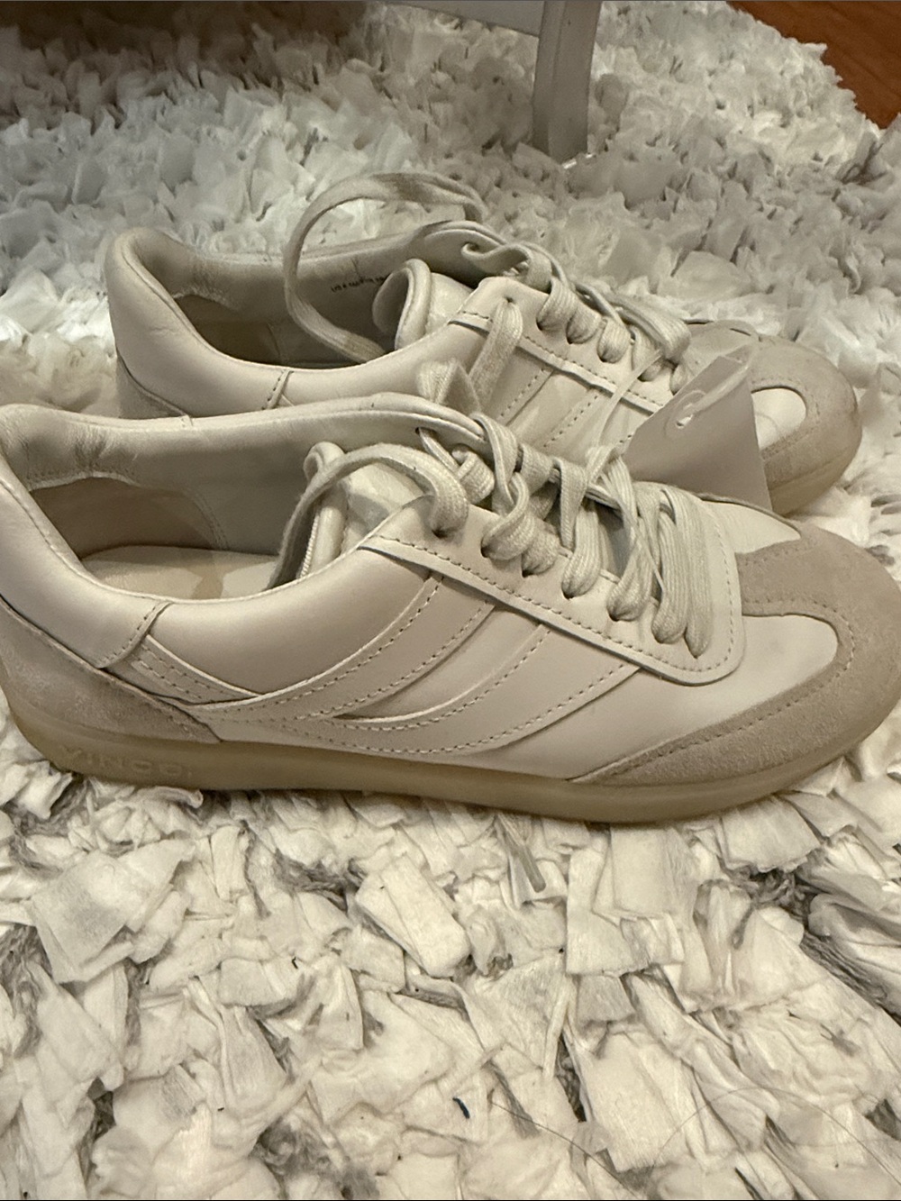 Vince. 
Cream Leather Sneakers with Suede Accents